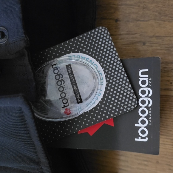 Toboggan Winter Jacket - Picture 5 of 5